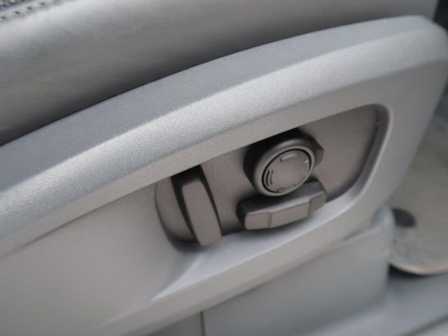 ROVER DEFENDER 2022 Image 31