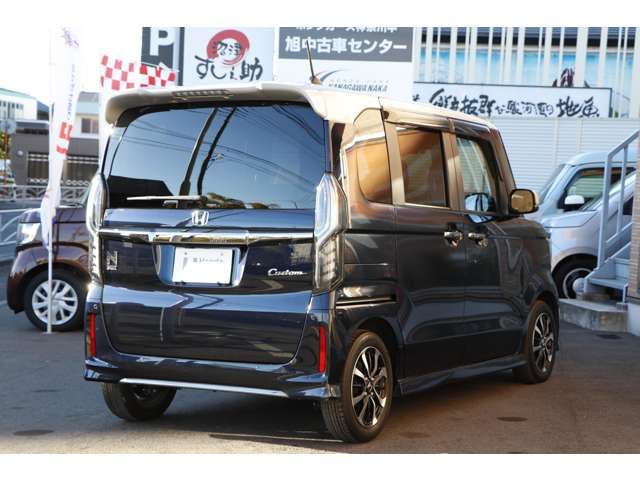 HONDA N BOX CUSTOM 2023 Image 31