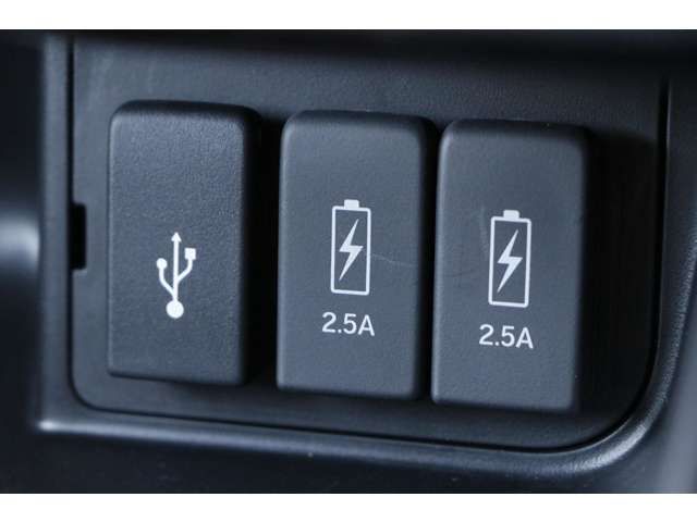 HONDA N BOX CUSTOM 2023 Image 31