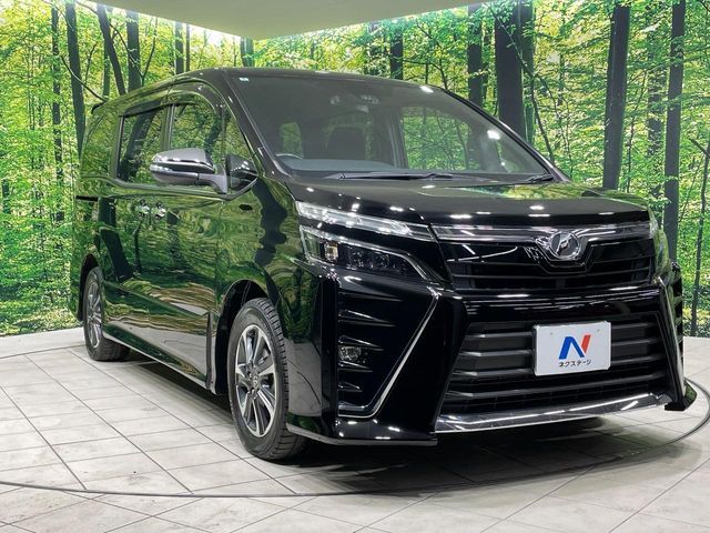 TOYOTA VOXY 2018 Image 31
