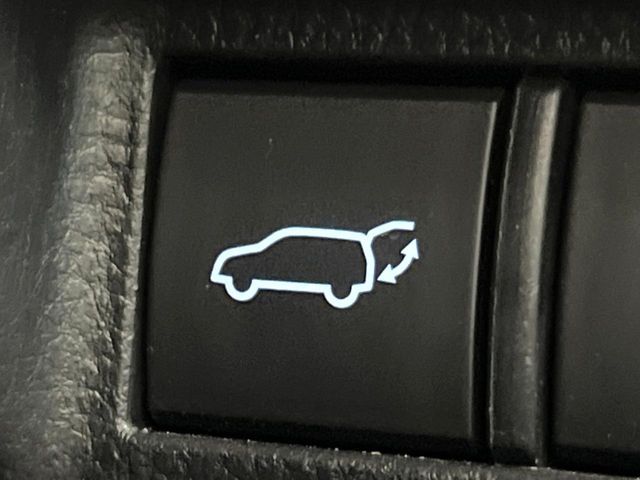 TOYOTA HARRIER 4WD 2020 Image 31