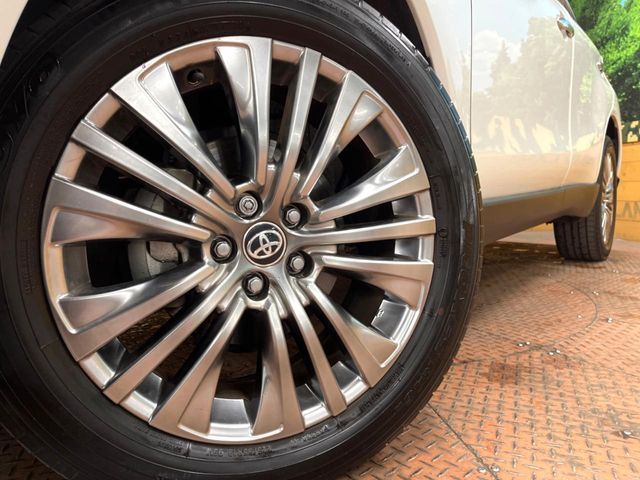 TOYOTA HARRIER 4WD 2020 Image 31