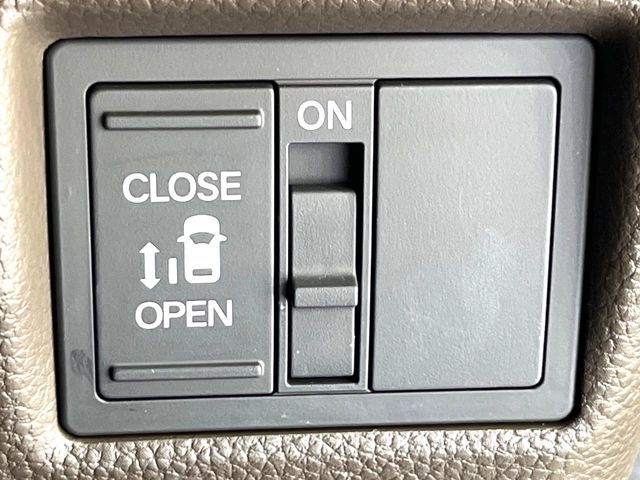 HONDA N BOX 2021 Image 31