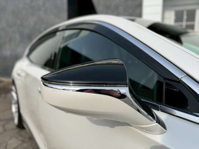 TOYOTA LEXUS LS500 2018 Image 31