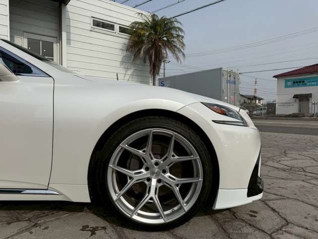 TOYOTA LEXUS LS500 2018 Image 31