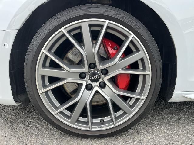 AUDI S4 AVANT 2021 Image 31