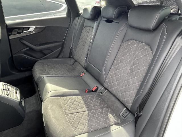 AUDI S4 AVANT 2021 Image 31