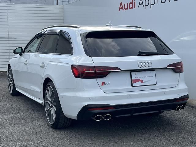 AUDI S4 AVANT 2021 Image 31