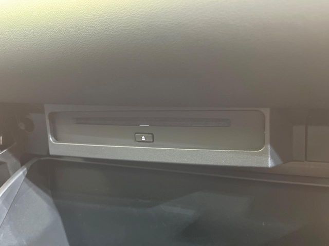 TOYOTA VOXY HYBRID 2023 Image 31