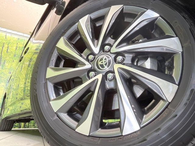 TOYOTA VOXY HYBRID 2023 Image 31