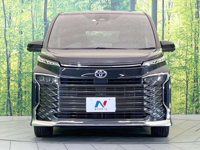 TOYOTA VOXY HYBRID 2023 Image 31