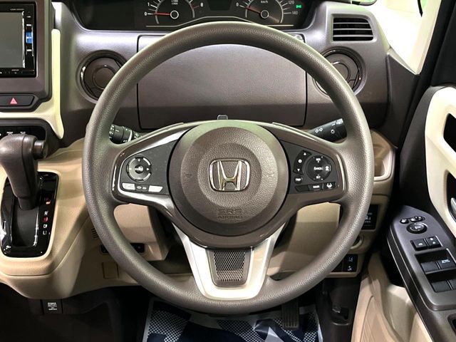 HONDA N BOX 2019 Image 31