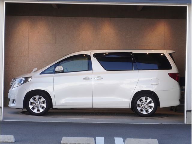 TOYOTA ALPHARD 2013 Image 31