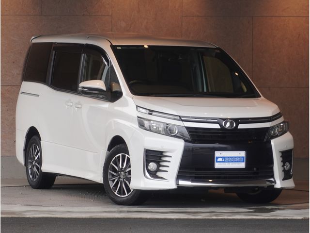 TOYOTA VOXY 2015 Image 31