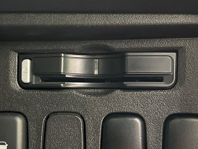 MITSUBISHI DELICA D:5 4WD 2018 Image 31