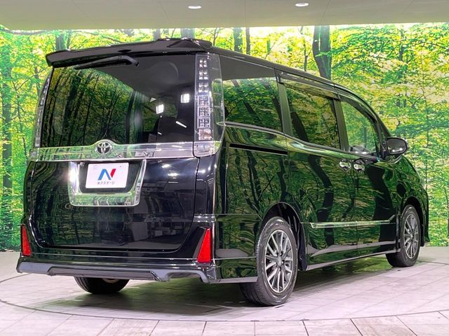 TOYOTA VOXY 2015 Image 31