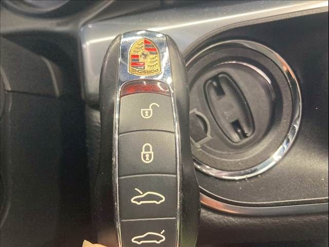 PORSCHE BOXSTER 2016 Image 31