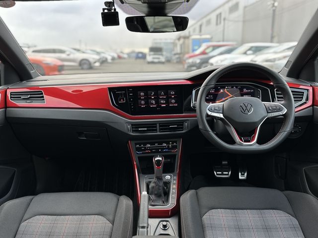 VOLKSWAGEN POLO GTI 2024 Image 31