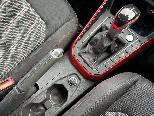 VOLKSWAGEN POLO GTI 2024 Image 31