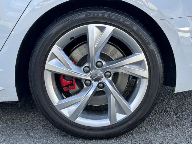 AUDI S4 AVANT 2019 Image 31