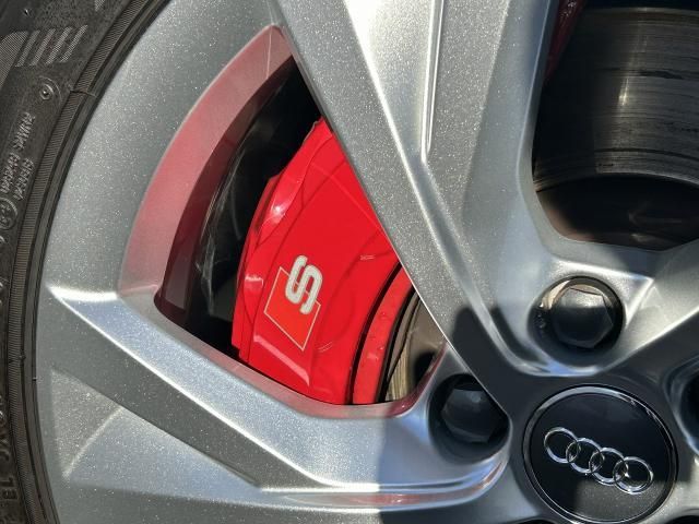 AUDI S4 AVANT 2019 Image 31