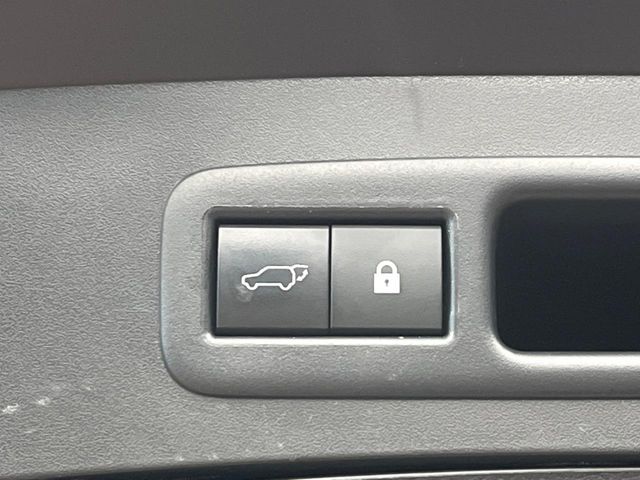 TOYOTA LEXUS UX200 2019 Image 31