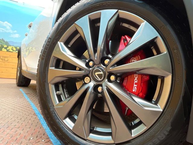 TOYOTA LEXUS UX200 2019 Image 31