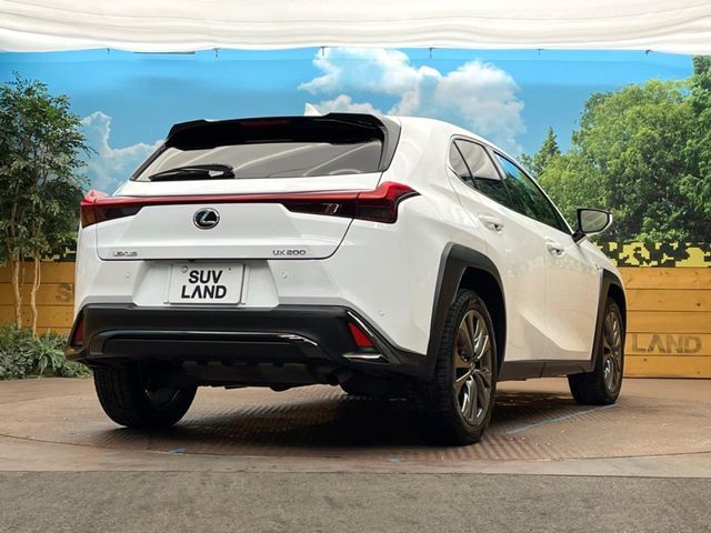 TOYOTA LEXUS UX200 2019 Image 31