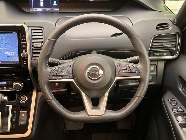 NISSAN SERENA  S-HYBRID 2017 Image 31