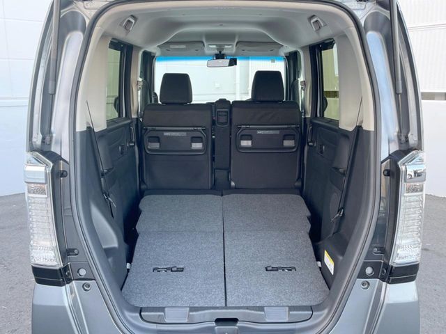 HONDA N BOX CUSTOM 2017 Image 31