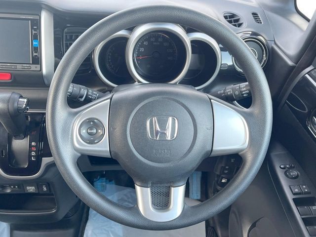 HONDA N BOX CUSTOM 2017 Image 31