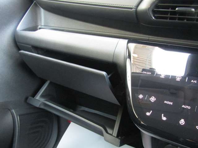 MITSUBISHI EK X EV 2022 Image 31