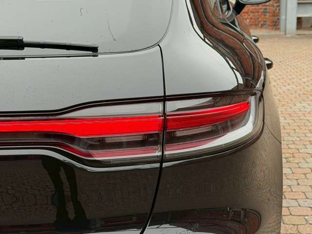 PORSCHE MACAN 2020 Image 31