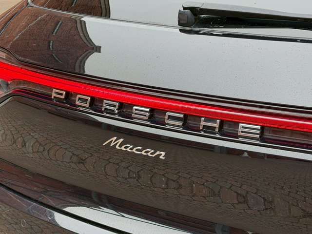 PORSCHE MACAN 2020 Image 31