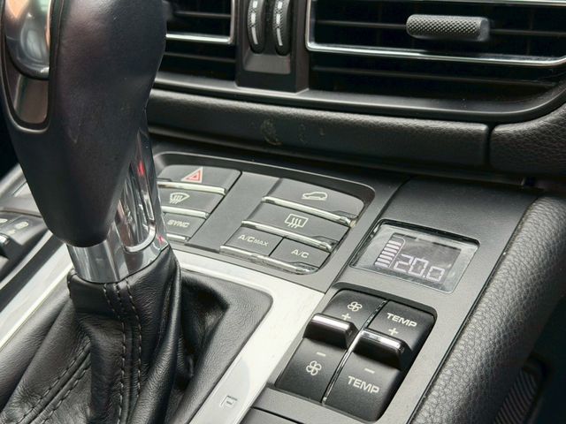 PORSCHE MACAN 2020 Image 31