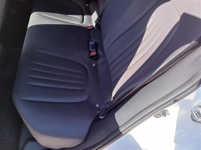 TOYOTA YARIS 2021 Image 31