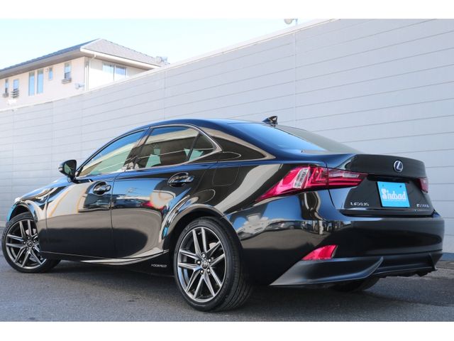 TOYOTA LEXUS IS300H 2015 Image 31