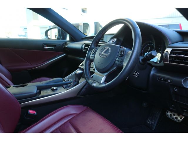 TOYOTA LEXUS IS300H 2015 Image 31