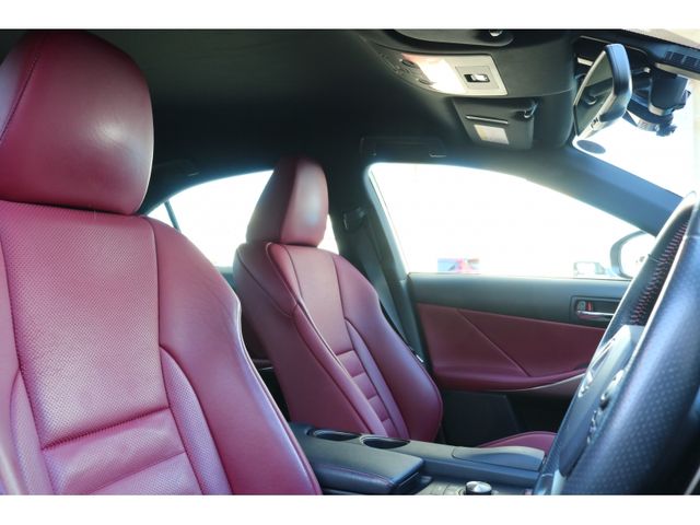 TOYOTA LEXUS IS300H 2015 Image 31