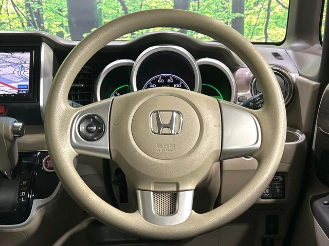 HONDA N BOX 2015 Image 31