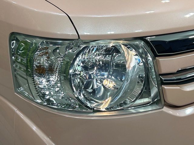 HONDA N BOX 2015 Image 31