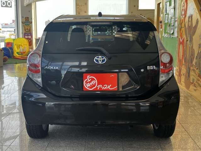 TOYOTA AQUA 2015 Image 31