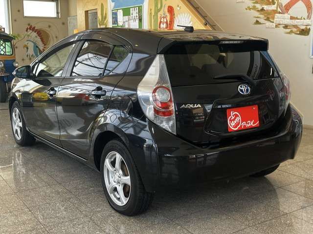 TOYOTA AQUA 2015 Image 31