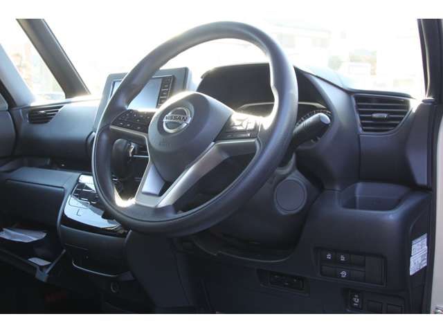 NISSAN ROOX 2023 Image 31