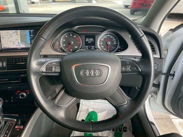 AUDI A4 AVANT 2015 Image 31