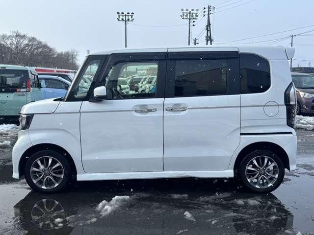 HONDA N BOX CUSTOM 4WD 2021 Image 31