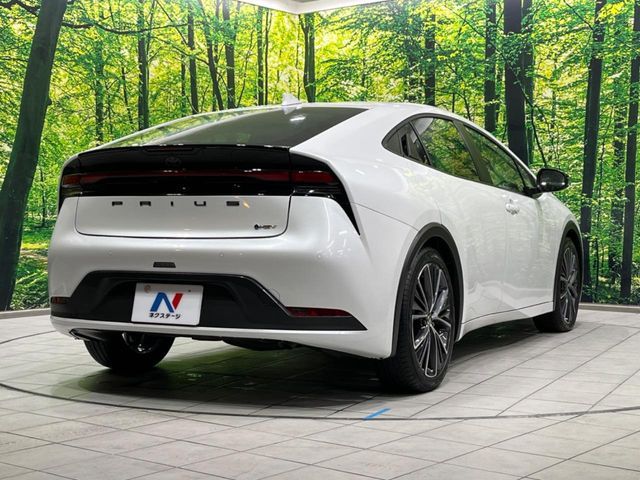 TOYOTA PRIUS 4WD 2023 Image 31