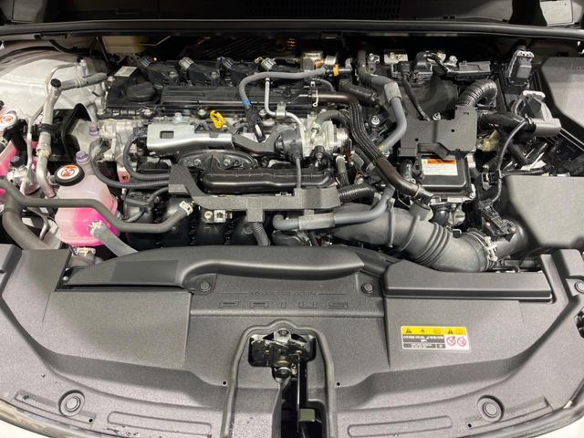 TOYOTA PRIUS 4WD 2023 Image 31