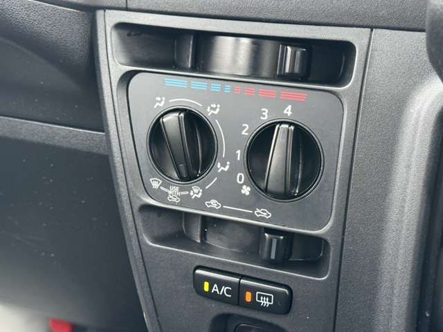 DAIHATSU HIJET CARGO 4WD 2019 Image 31