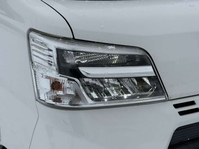 DAIHATSU HIJET CARGO 4WD 2019 Image 31